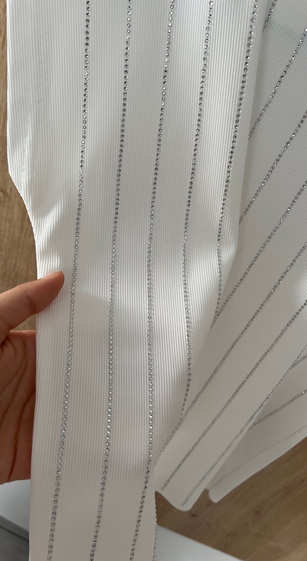 Kadın Beyaz Kısa Kollu Pilili Bluz - Görsel 3