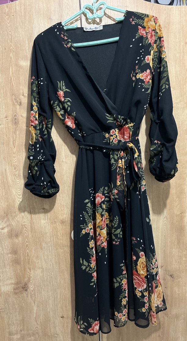 Bohem Siyah Çiçekli Uzun Elbise - Görsel 3