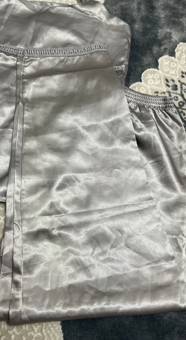 Gri Saten İp Askılı Kadın Pijama Takımı - Görsel 2