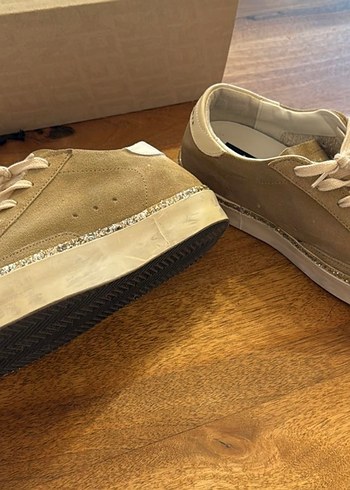 Golden Goose Deluxe Golden goose orjinal ayakkabı