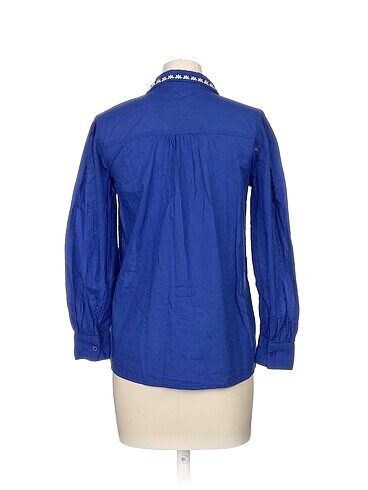 36 Beden LC Waikiki Bluz %70 İndirimli.