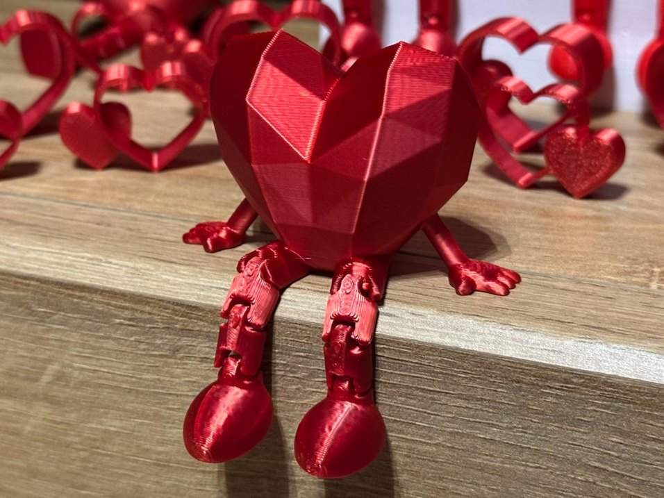 Kırmızı Kalp Figürlü Dekoratif Obje 3D YAZICI İLE BASILMIŞTIR - Görsel 2