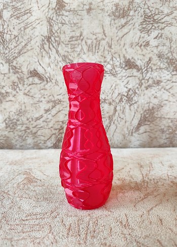 Kıvrımlı Kırmızı Vazo - Görsel 3