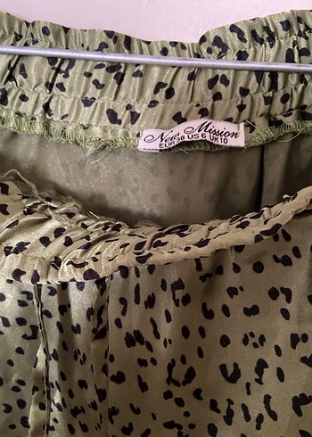 Yeşil Saten Leopar  Etek - Görsel 2