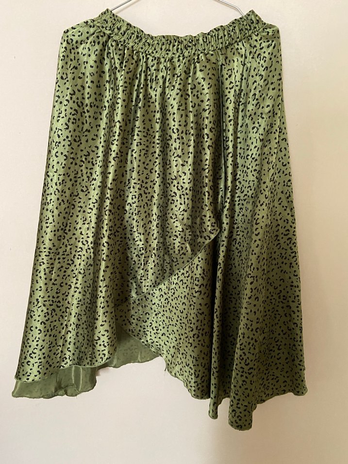 Yeşil Saten Leopar  Etek - Görsel 5