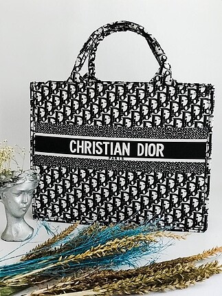 Dior çantamız