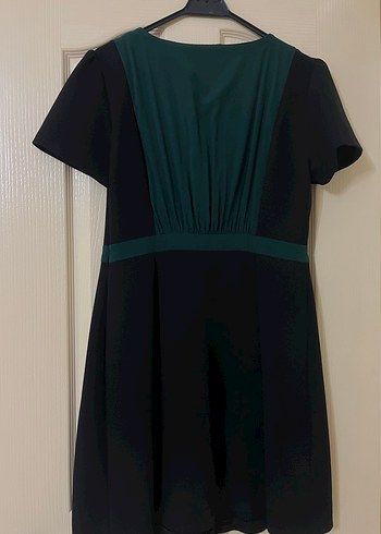 Kadın Siyah  V Yaka Kemerli Elbise - Görsel 2