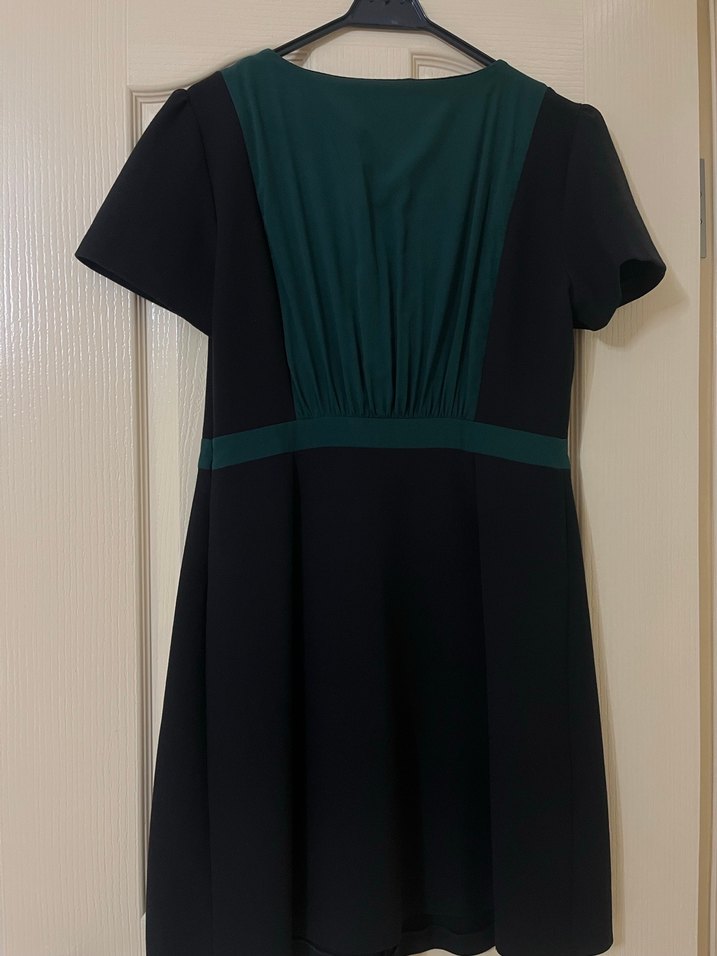 Kadın Siyah  V Yaka Kemerli Elbise - Görsel 2