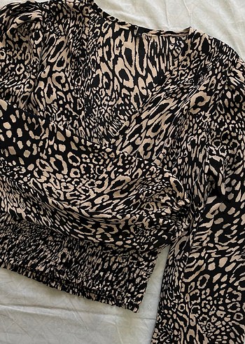 Zebra Desenli V Yaka Uzun Kollu Kadın Bluz - Görsel 3