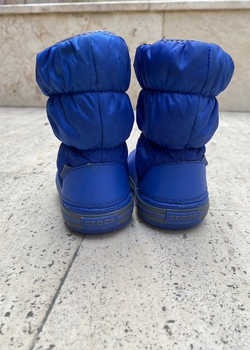 21 Beden Crocs, Çocuk Bot