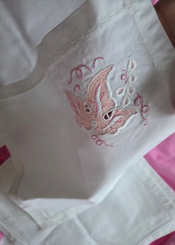 Nakışlı Vintage Beyaz Masa Örtüsü - Görsel 4