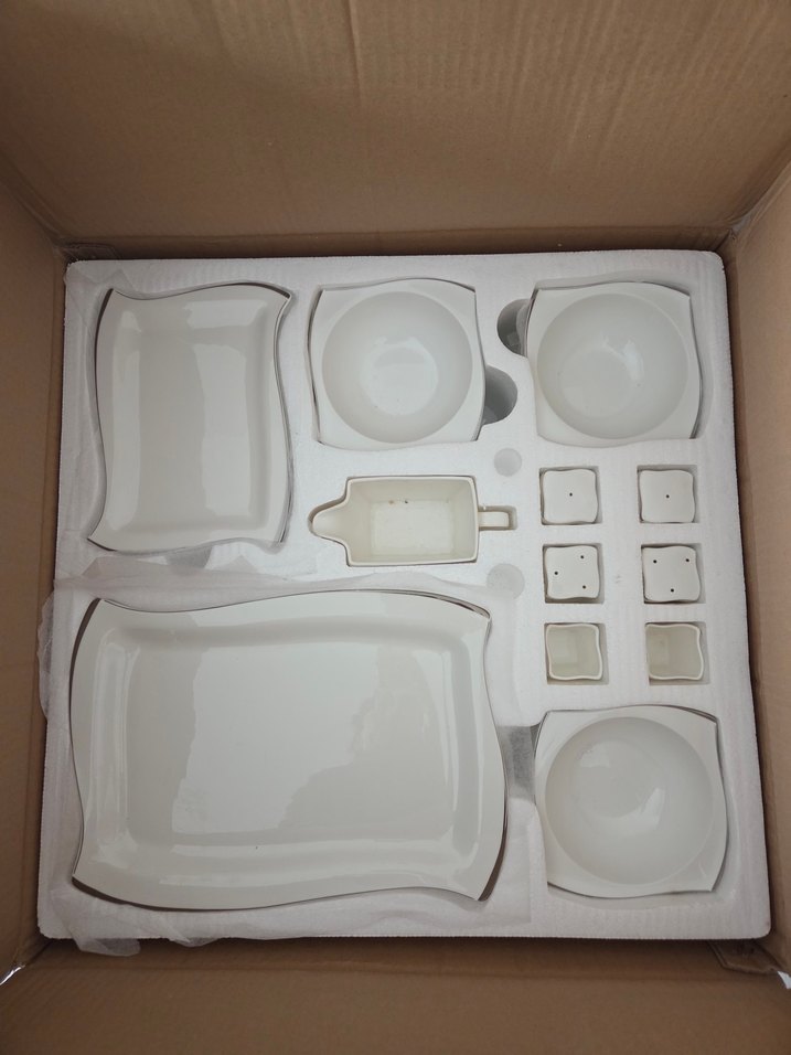 Beyaz Seramik Yemek Takımı Seti - Görsel 4