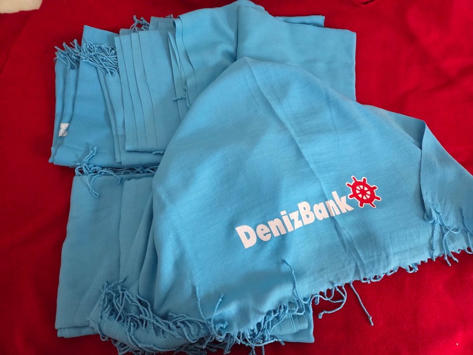 Mavi İpek Görünümlü Kadın Şal - Görsel 4