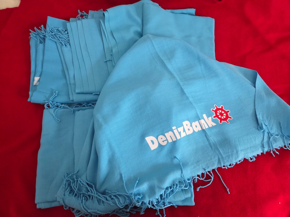 Mavi İpek Görünümlü Kadın Şal - Görsel 3