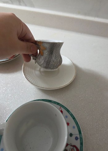 Renkli ve Desenli Fincan Setleri - Görsel 2