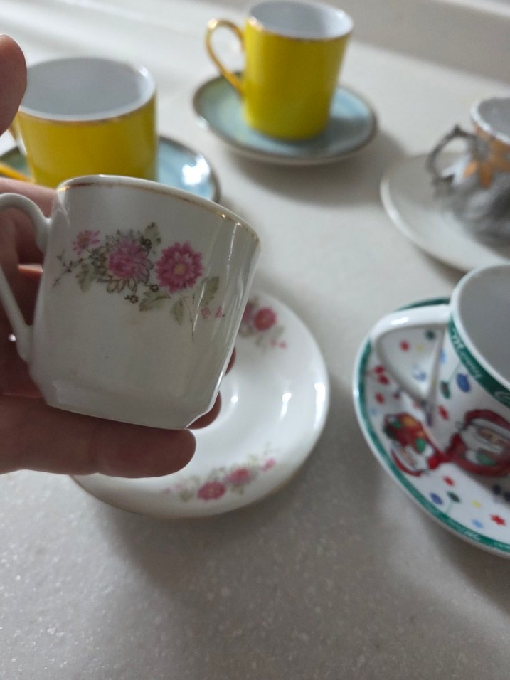Renkli ve Desenli Fincan Setleri - Görsel 4