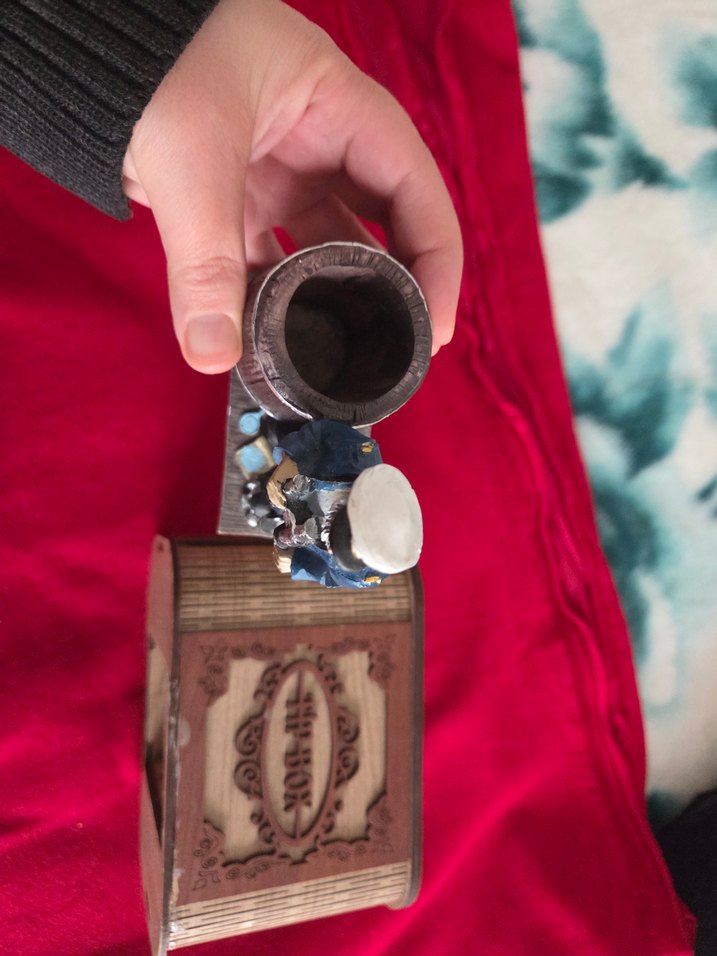 Bordo Ahşap Oyuncak ve Figür - Görsel 4