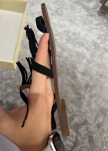 H&M Siyah Süet Püsküllü Kadın Sandalet - Görsel 7