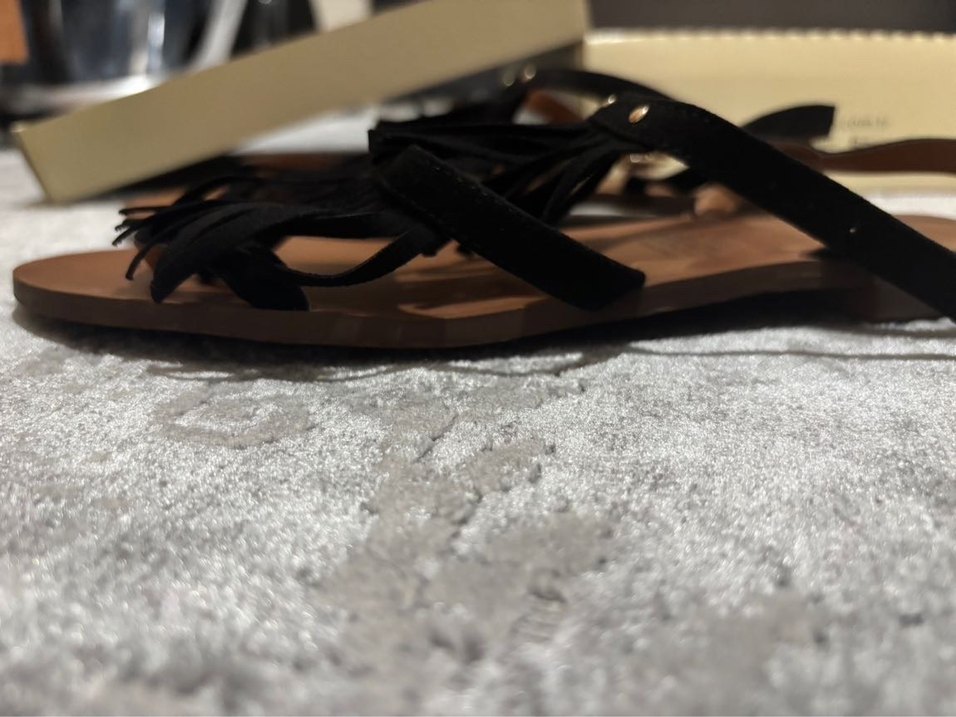 H&M Siyah Süet Püsküllü Kadın Sandalet - Görsel 3