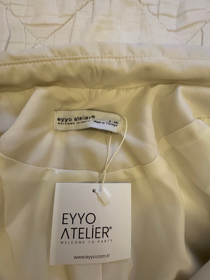 Bej Düğmeli Uzun Kadın Trençkot - Görsel 3