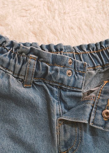5 Yaş Beden Düğmeli Bol Kesim Mini Kot Şort