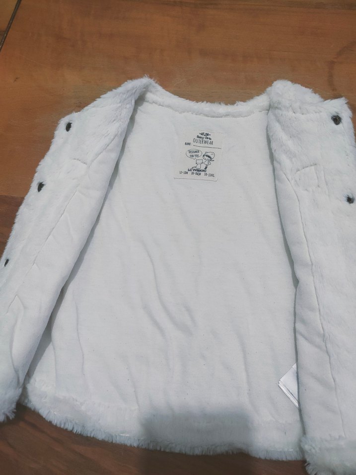 Kız Çocuk Beyaz Kürklü Kolsuz Yelek - Görsel 2