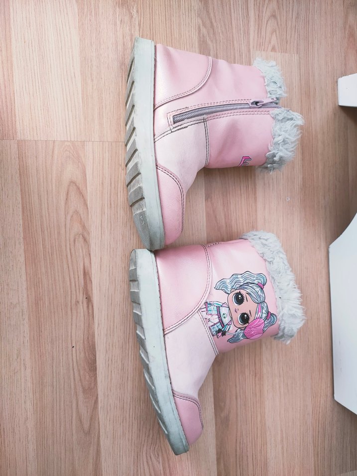 Kız Çocuk Pembe Kürklü Nakışlı Bot - Görsel 3