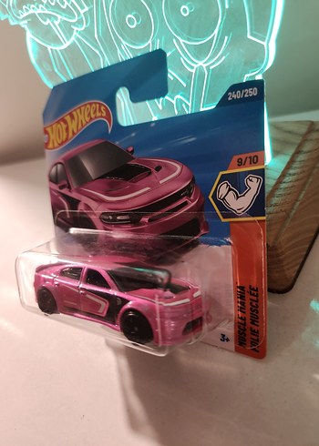  Hotwheels '20 Dodge Charger Hellcat