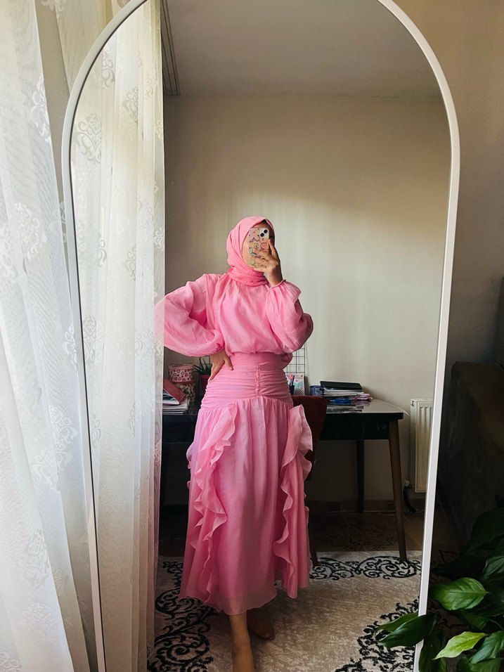 Pembe Uzun Drapeli Kadın Elbise - Görsel 2