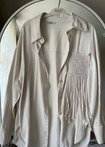 Düğmeli Beyaz Bohem Nakışlı Keten gömlek - Görsel 3