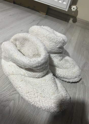 Kız Çocuk Beyaz Sıcak Peluş Ev Terliği - Görsel 2