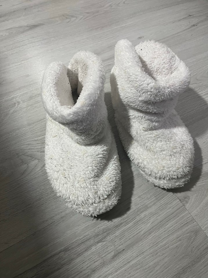 Kız Çocuk Beyaz Sıcak Peluş Ev Terliği - Görsel 3