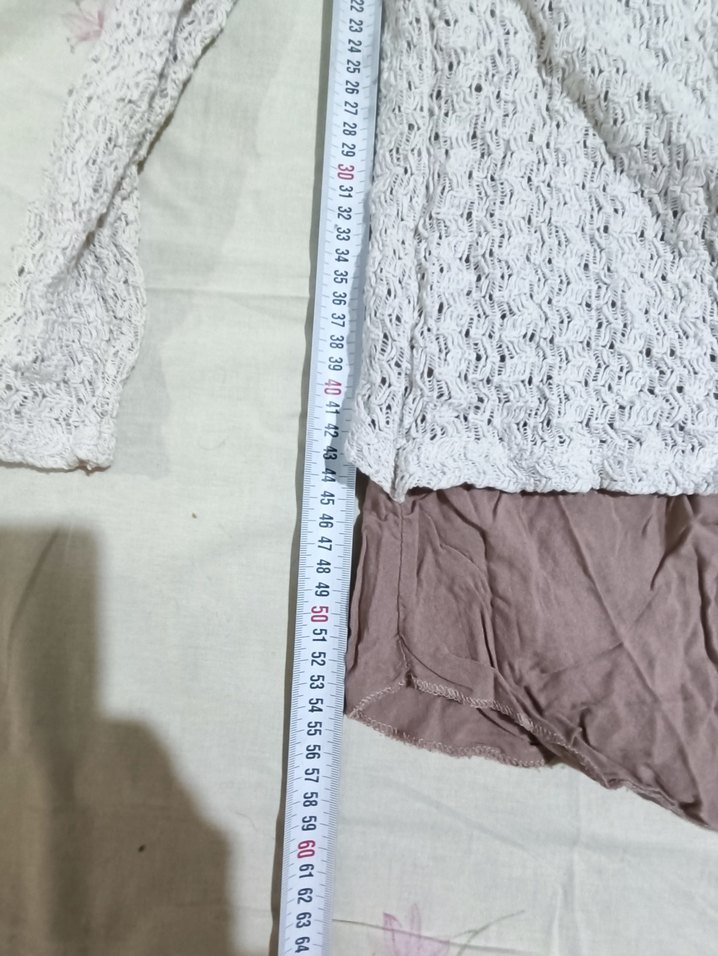 AYDES  Dantel Detaylı Bej bluz  S/M - Görsel 3