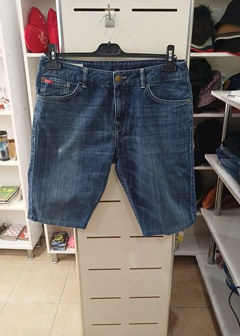 Kadın Mavi Kemerli Mini Denim Şort