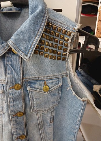 s Beden Düğmeli Kolsuz Mavi Mini Denim Yelek