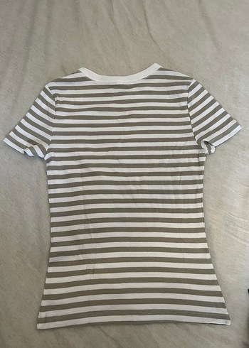 s Beden H&M Çizgili Kısa Kollu Kadın Tişört