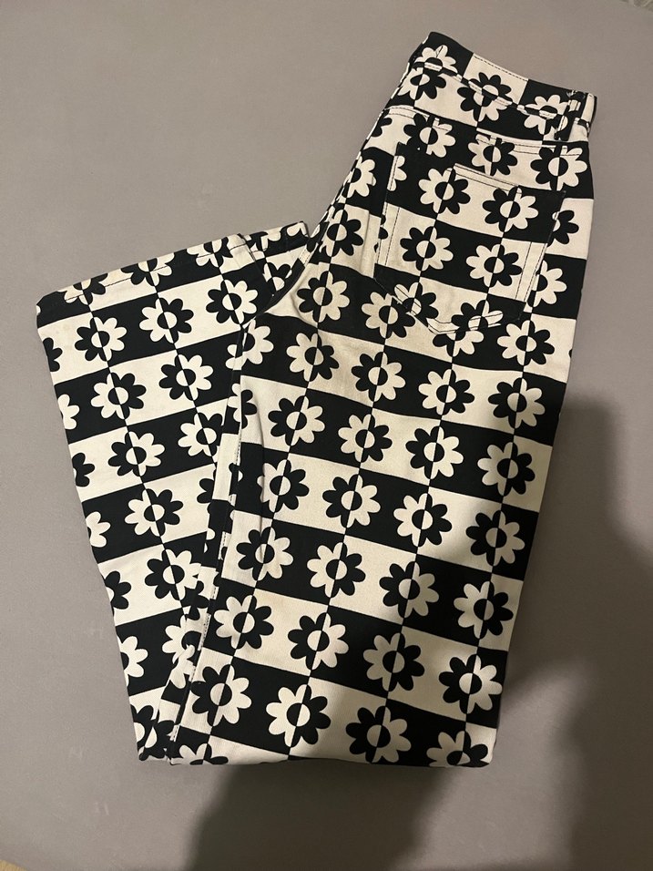 pull and bear desenli pantolon - Görsel 3