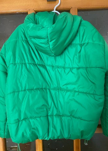 Kadın Yeşil Kapüşonlu Kış Montu - Görsel 8