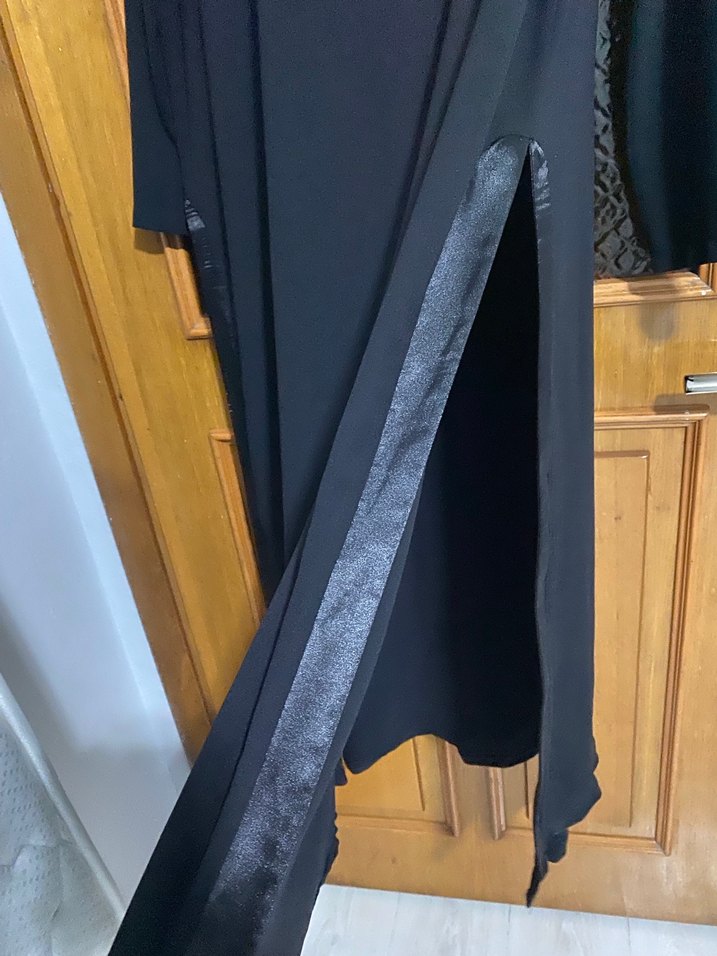 Drapeli Siyah Uzun Kollu Uzun Elbise - Görsel 2