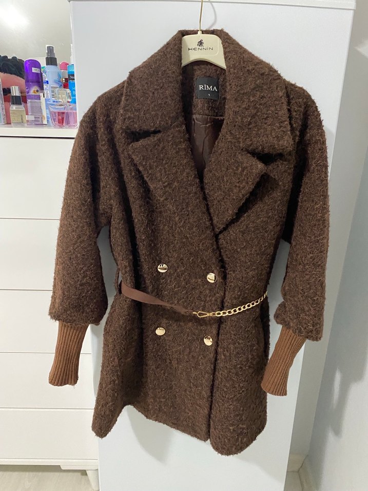 Kahverengi Kısa Yünlü Kürk Detaylı Kadın Kaban - Görsel 2