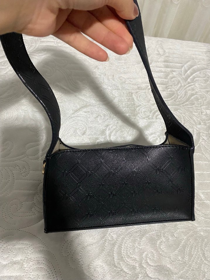 Zincir Detaylı Siyah Deri Kadın Çanta - Görsel 3