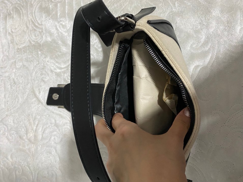 Bej Siyah Tokalı Deri Omuz Çantası - Görsel 4