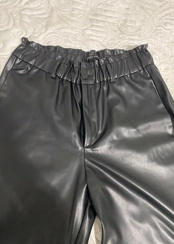 Siyah Deri Midi Pantolon - Görsel 2