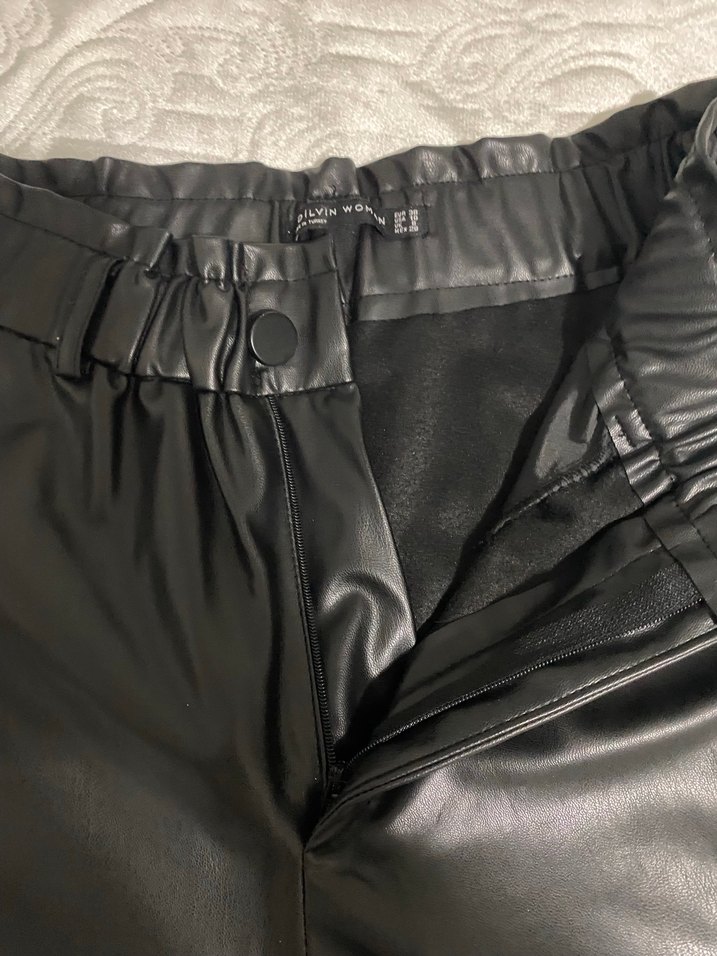 Siyah Deri Midi Pantolon - Görsel 4