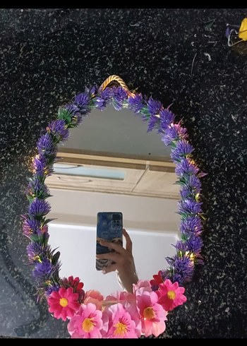 Mor Çiçekli Oval Ayna
