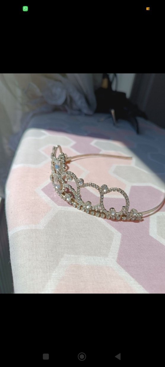 Beyaz Payetli Gelin Tacı - Görsel 2