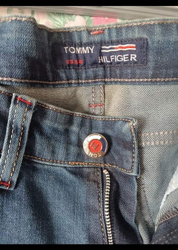 Tommy Hilfiger 33