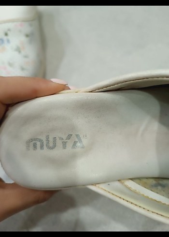 Çiçek Desenli Beyaz Kadın Dolgu Topuk hastane terliği - Görsel 4