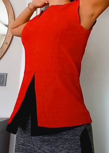 Kırmızı V Yaka Kolsuz bluz - Görsel 2