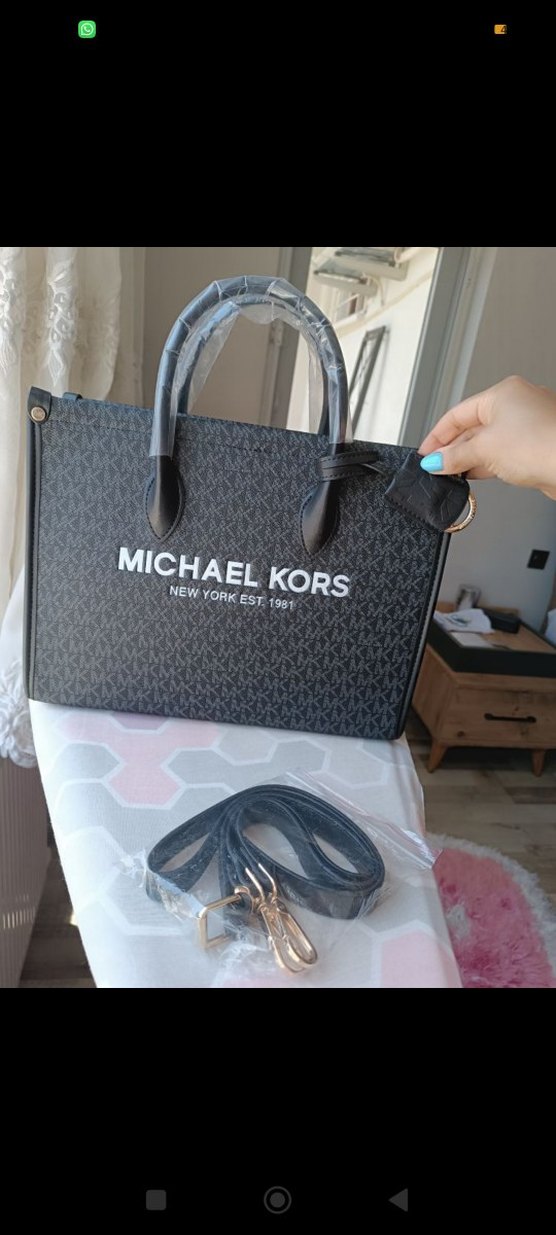 sıfır Michael Kors Siyah Deri Baskılı El Çantası - Görsel 2